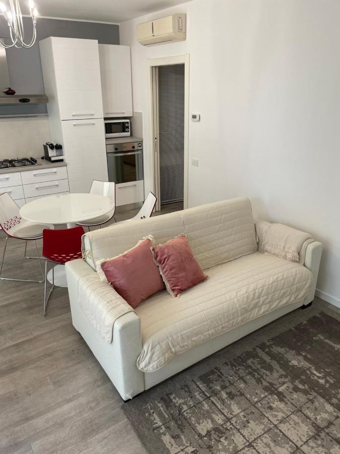 Casa Vacanze Esmeralda Zanica Exteriör bild
