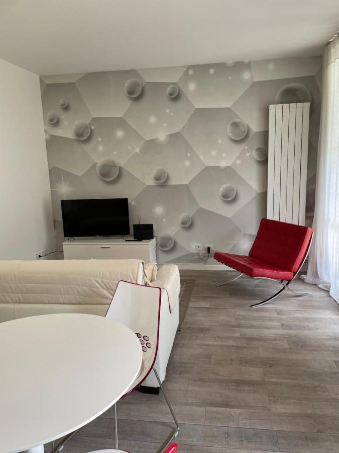 Casa Vacanze Esmeralda Zanica Exteriör bild